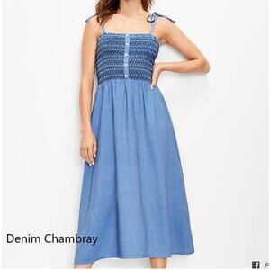 Loft smocked denim midi dress size XS